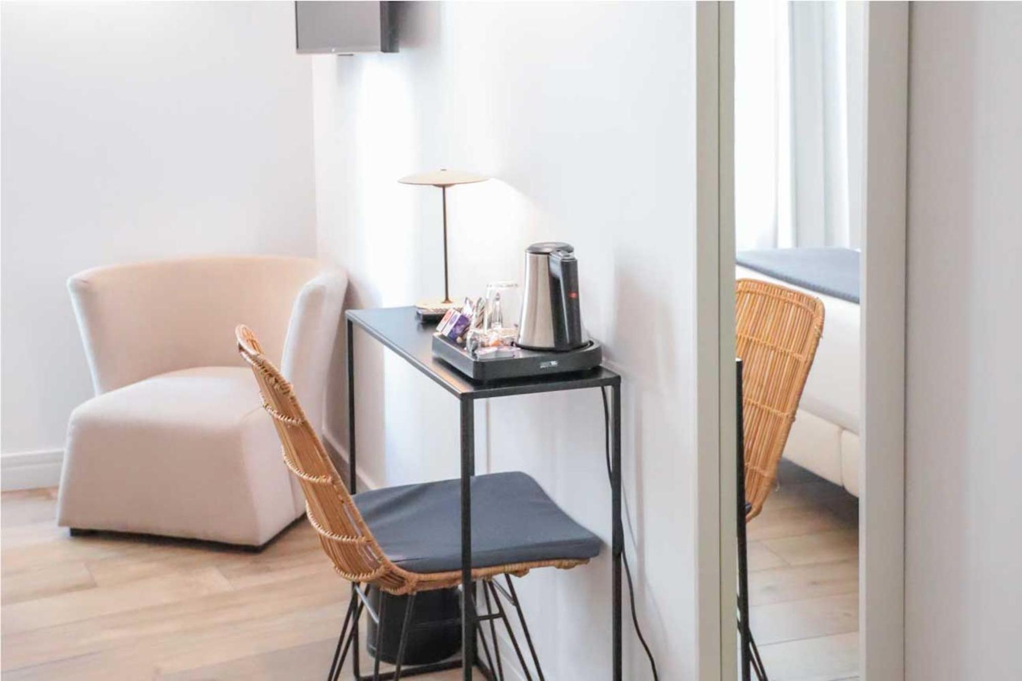 Superior Double Room,1584742703:JPEG