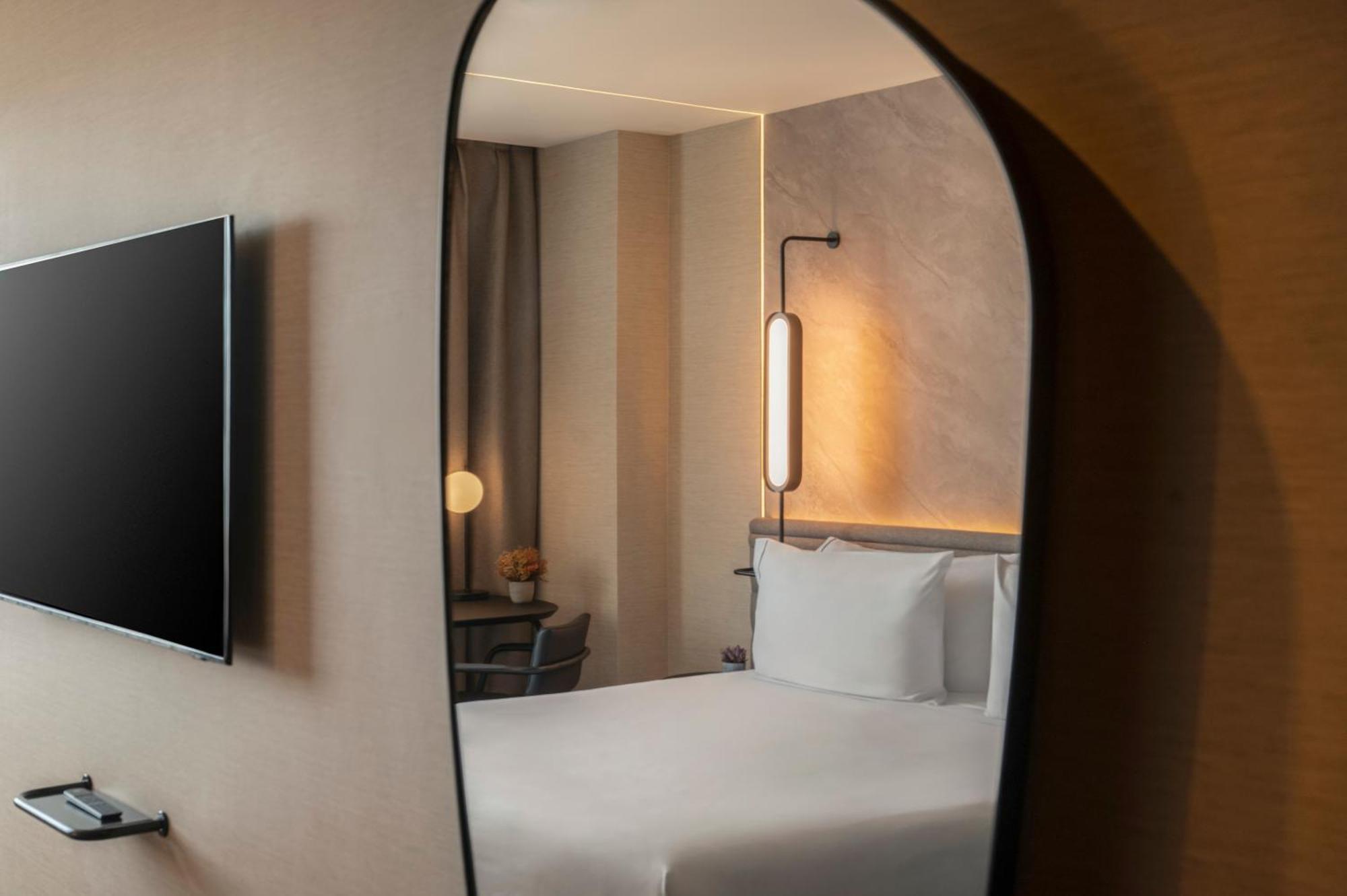 Executive Room,1770834367:JPEG